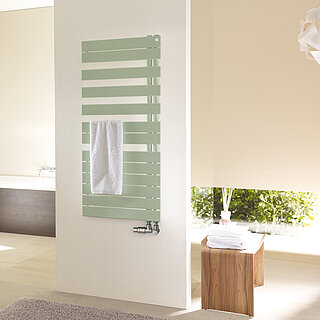 Zehnder_RAD_Roda-Spa-Asym-HY_Lichen_06_print+web Rendering Zehnder Roda Spa Asym Decorative radiator Front view