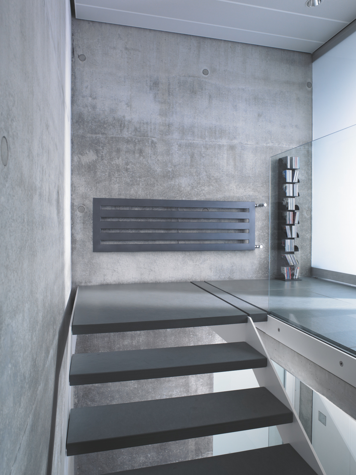 Rendering Zehnder Metropolitan Decorative radiator Front view
